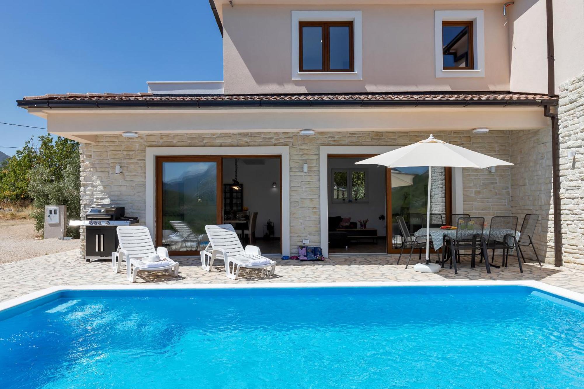 Charming Holiday Home Dolac In Rural Area With Pool Slime Exterior photo